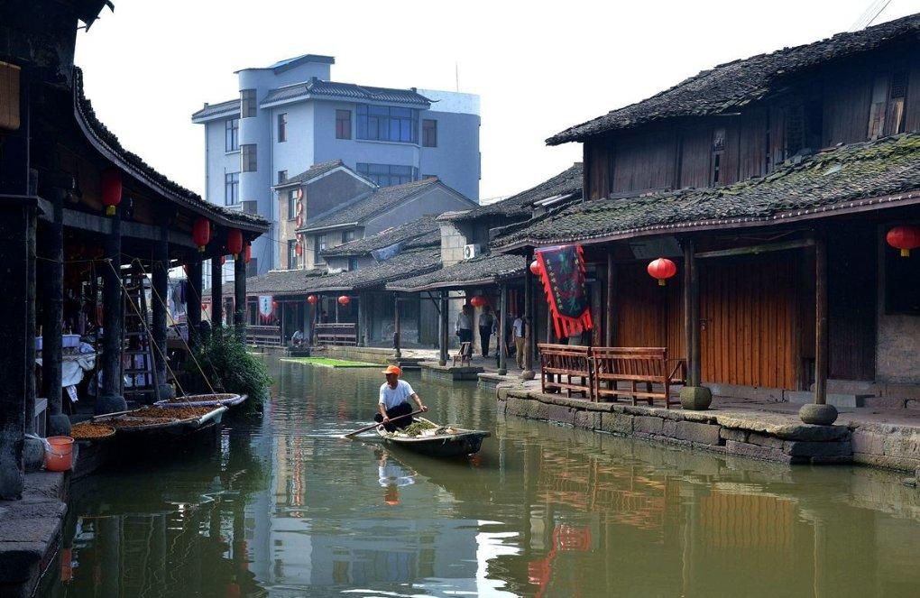 美丽皇后逃脱